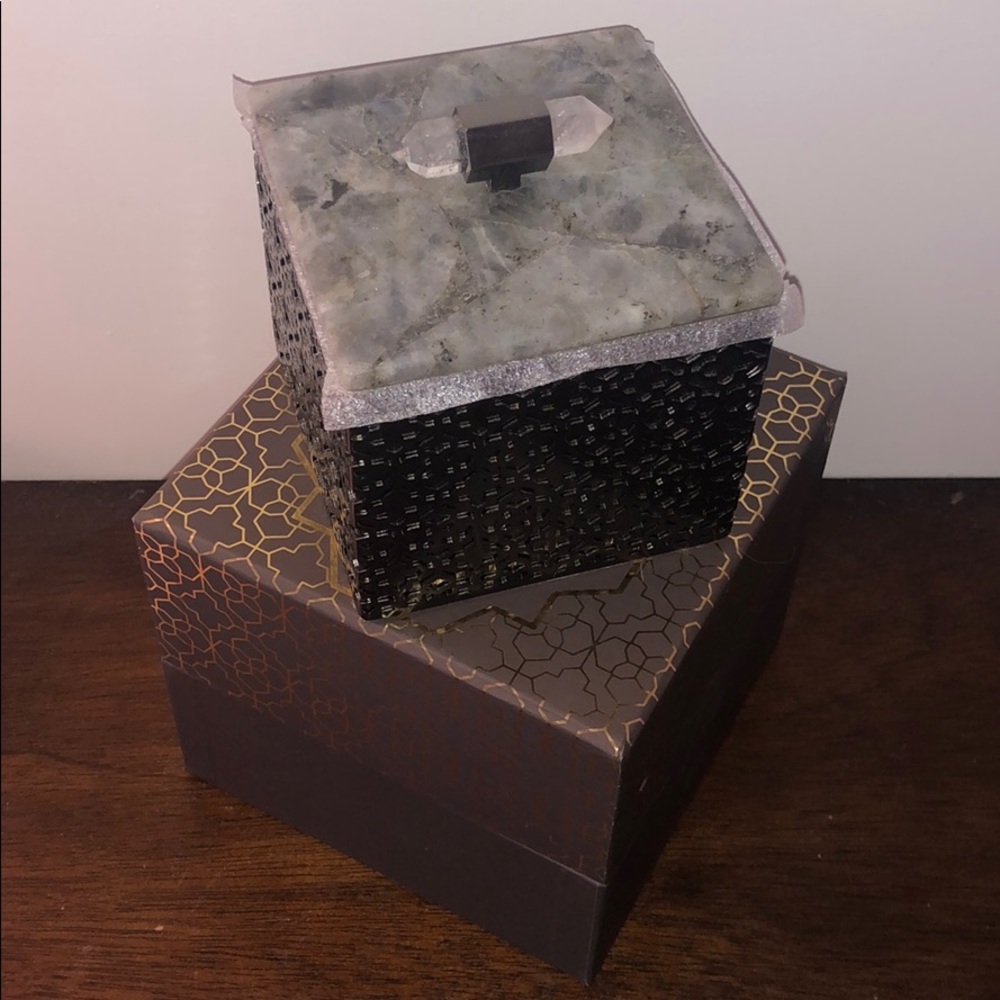 Kendra Scott Square Filigree Box